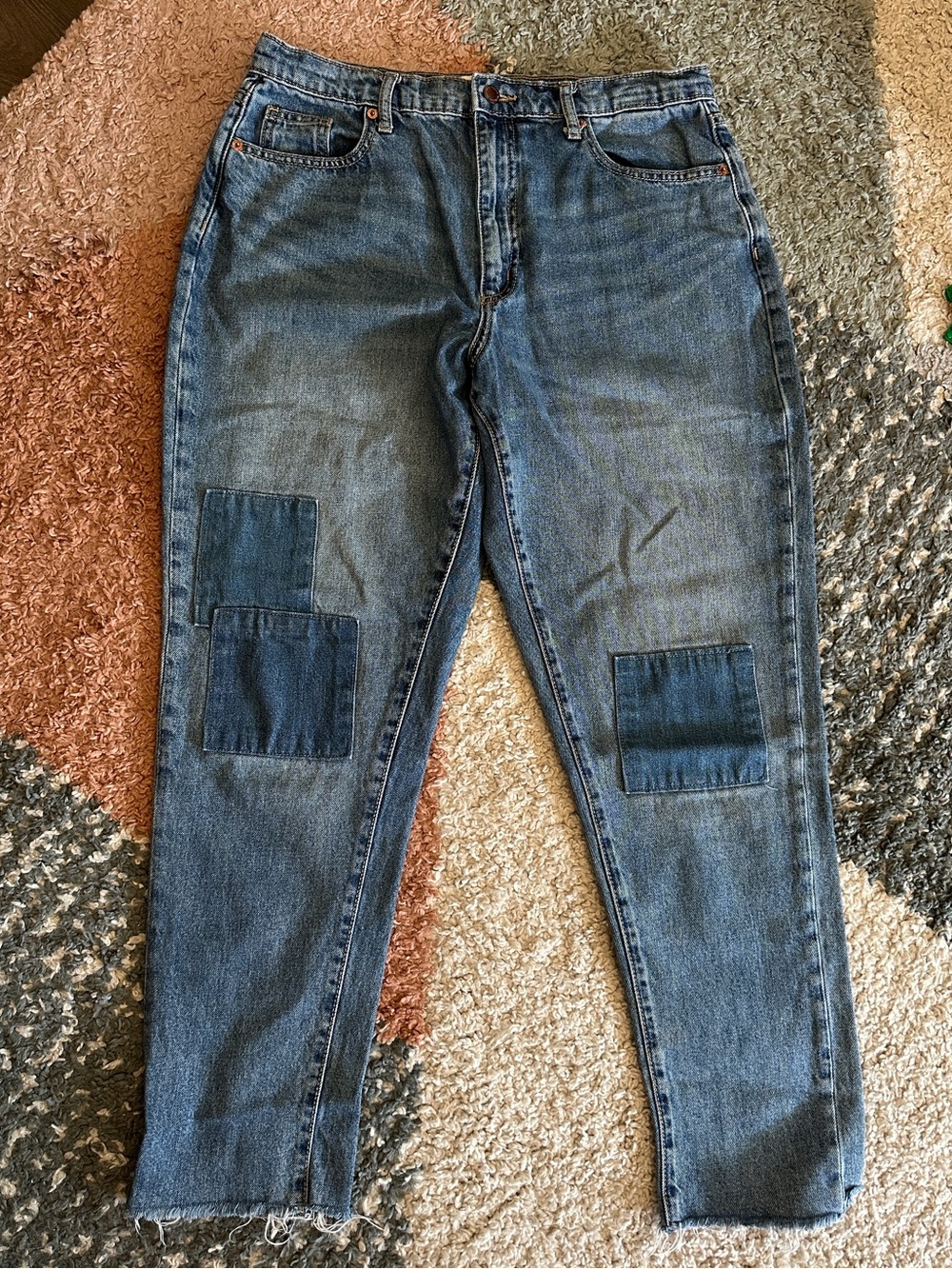 Universal Thread Women’s Medium Blue Patchwork Boyfriend Jeans - size 8/ 29 reg